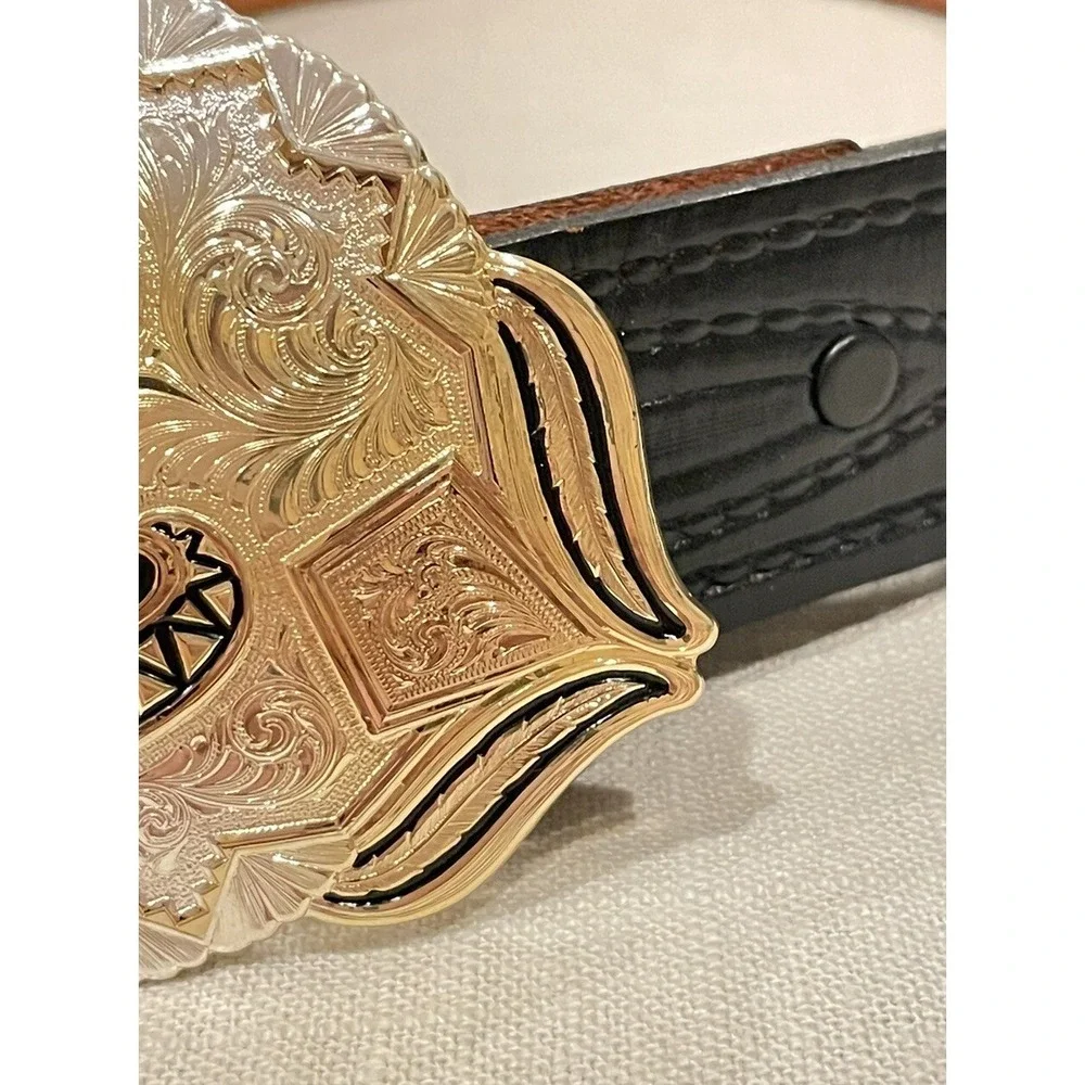 Montana Silversmiths Columbus Mont Silver Plated Buckle Hearts With Leather Belt